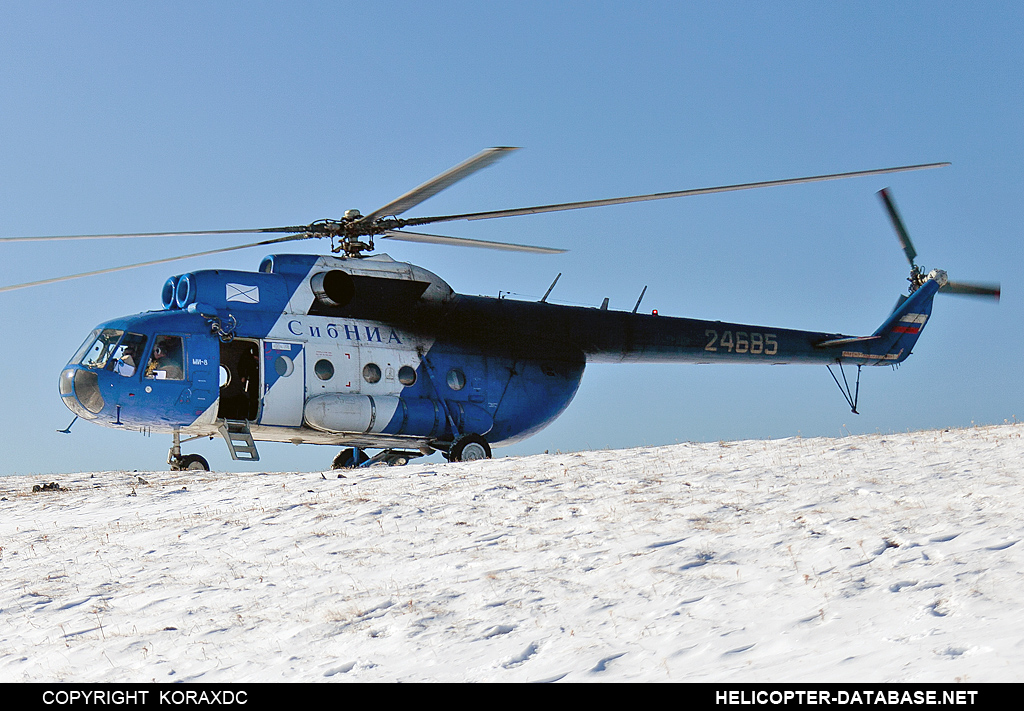 Mi-8T   24685
