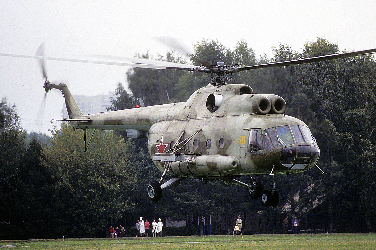 Mi-8T 40 yellow