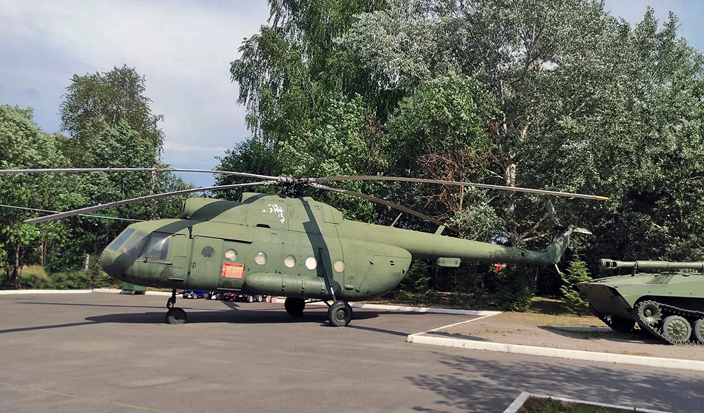 Mi-8AT   (no registration)