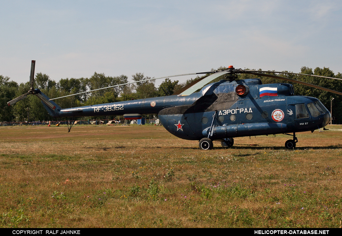 Mi-8T   RF-38352