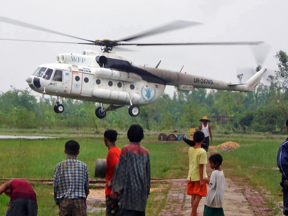 Mi-8T   UR-24749