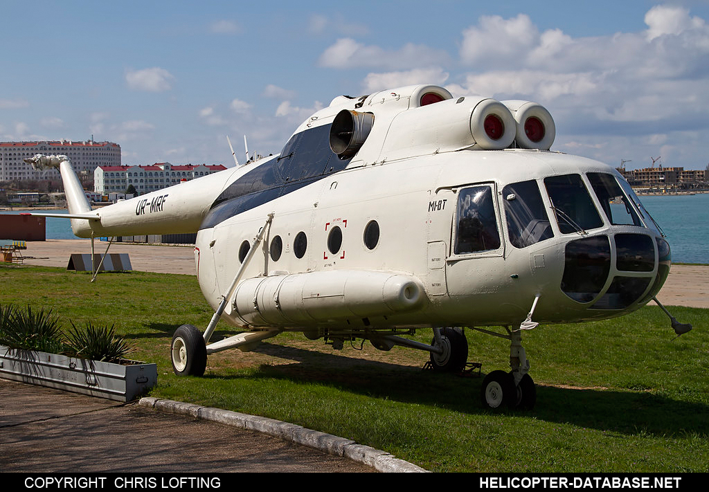 Mi-8AT   UR-MRF