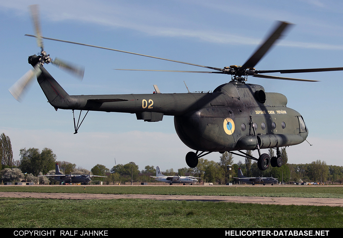 Mi-8PS   02 yellow