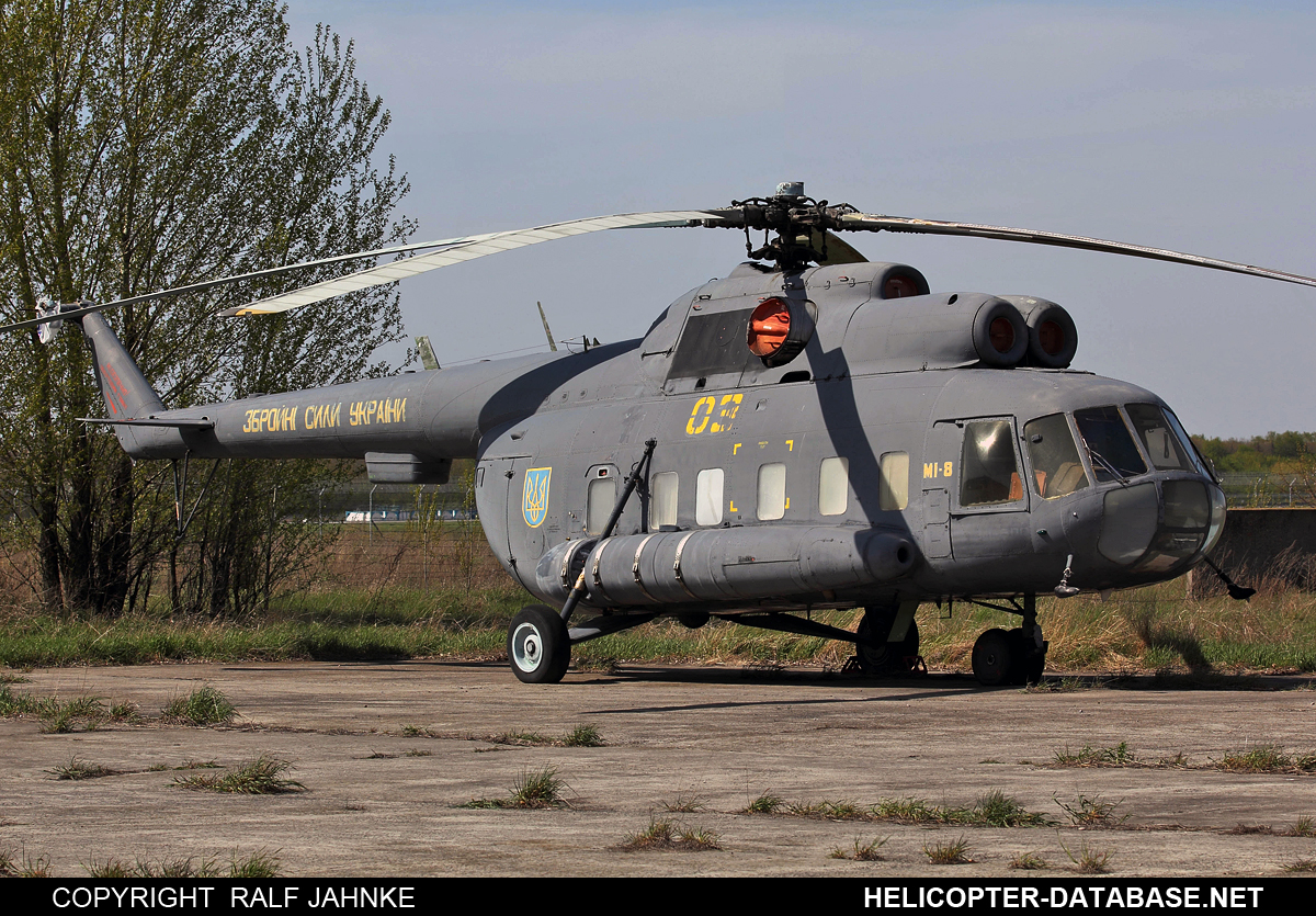 Mi-8PS 03 yellow