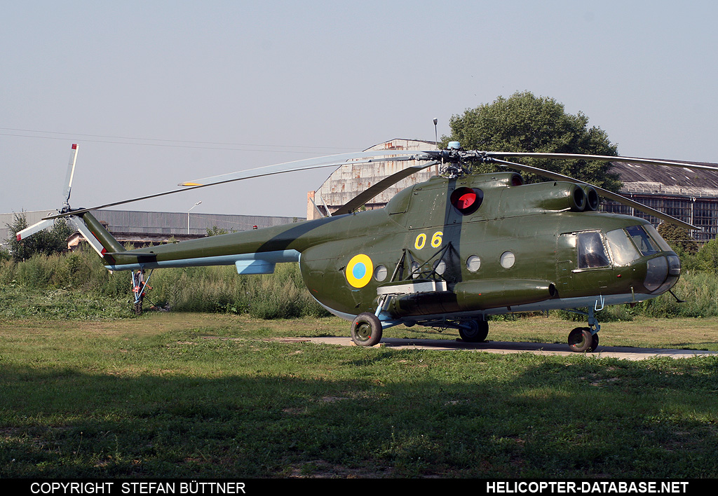 Mi-8T   06 yellow