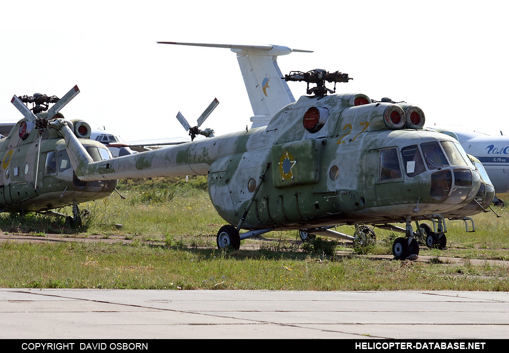 Mi-8PPA   27 yellow