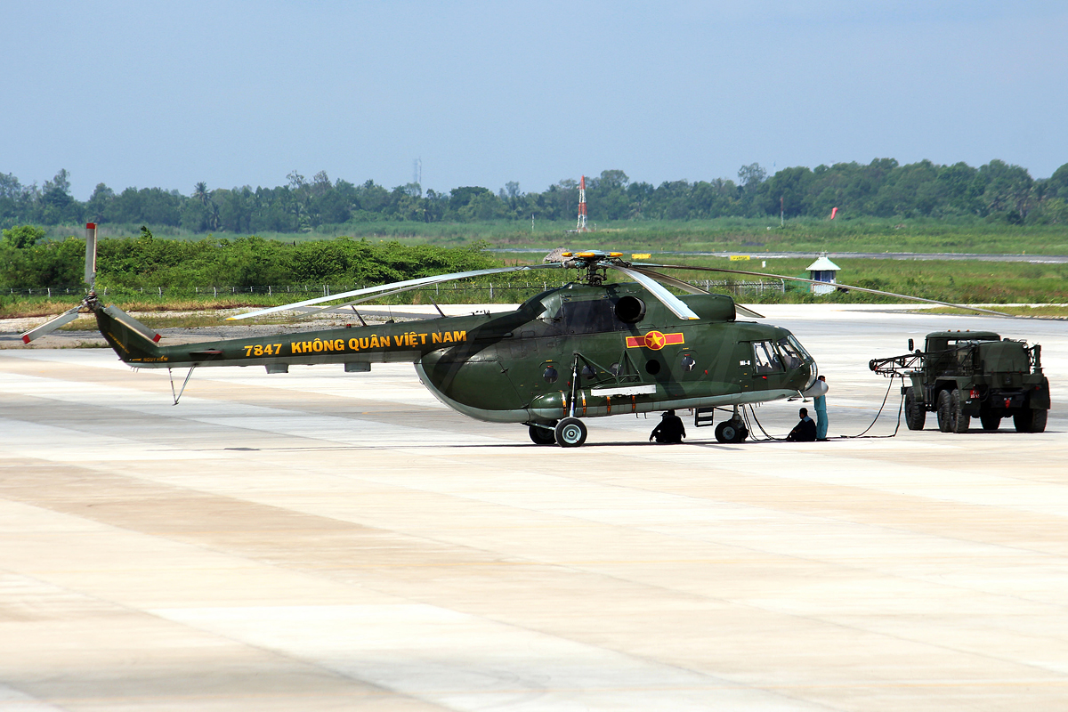 Mi-8T   7847