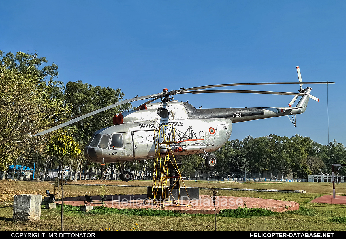 Mi-8T   Z1380