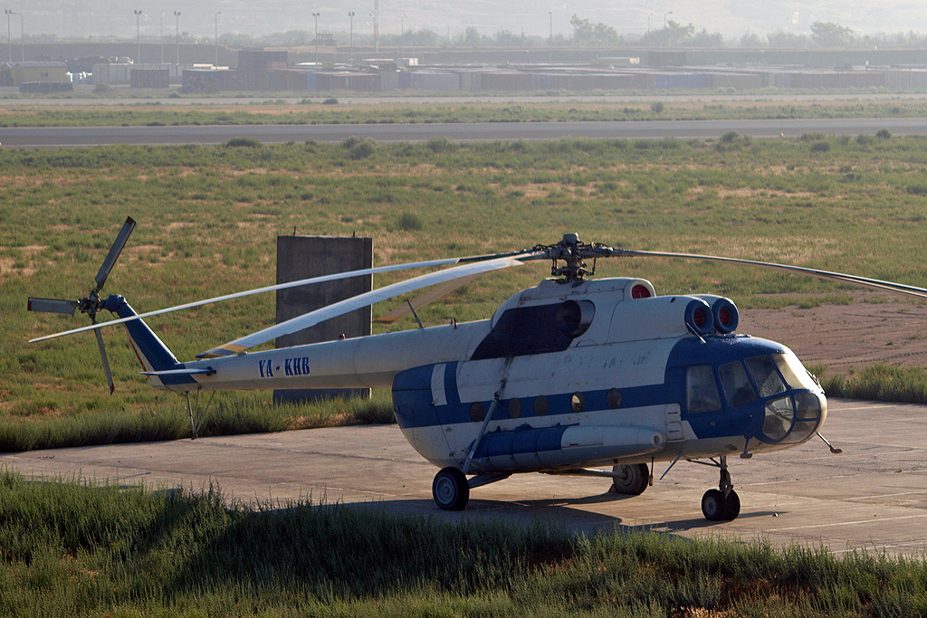 Mi-8AT   YA-KHB