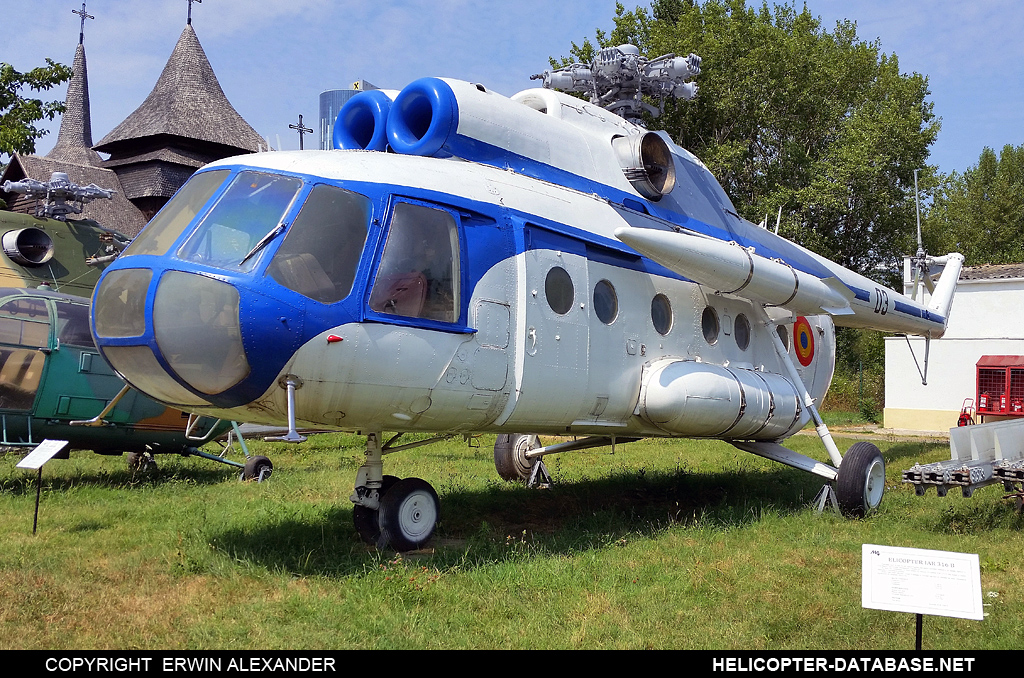 Mi-8T   03