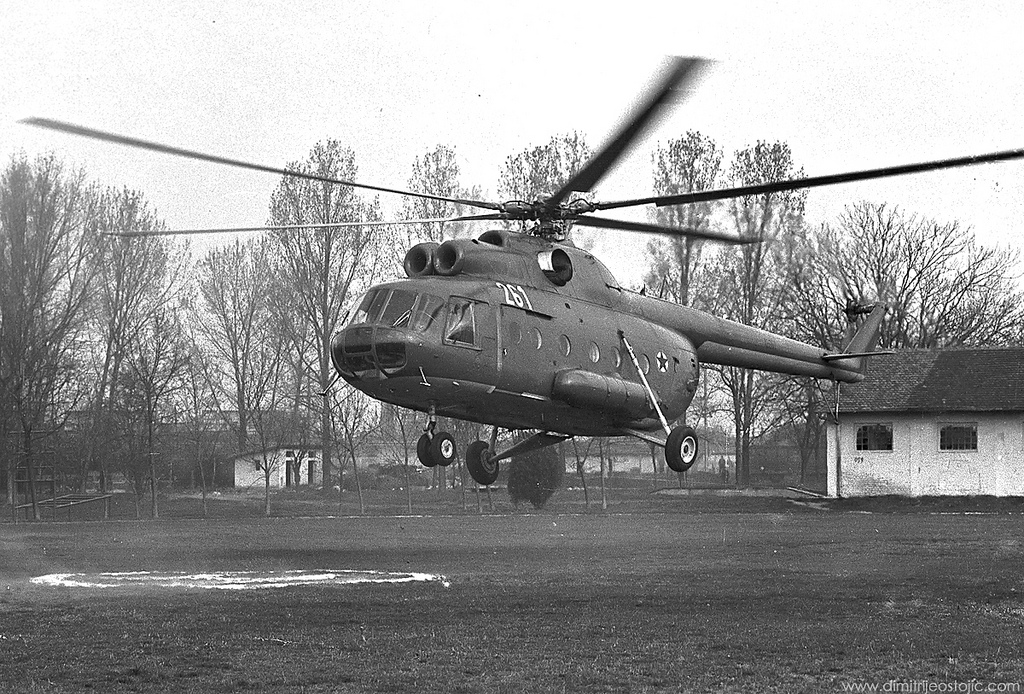Mi-8T   12261