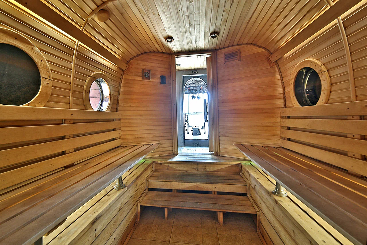 Mi-8AT&nbsp;&nbsp;&nbsp;(no registration)