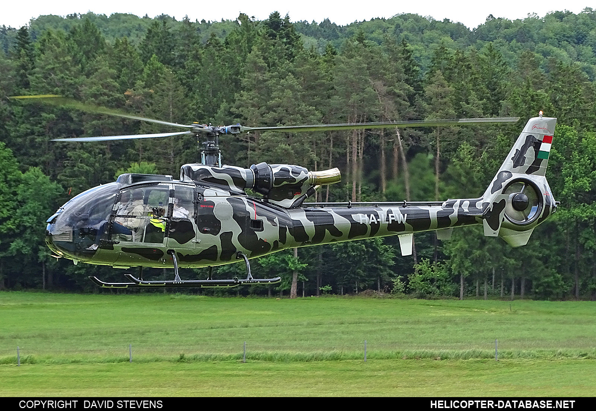 HI-42 (SA-341H Gazelle)   HA-LFW
