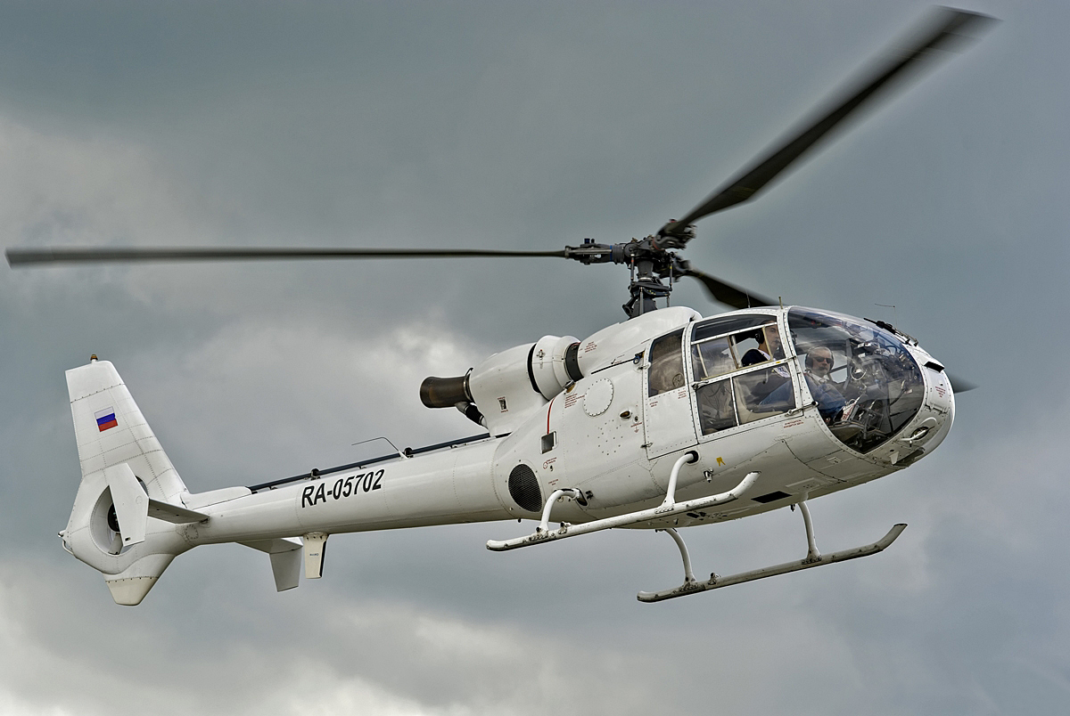 HS-42 (SA-341H Gazelle) RA-05702